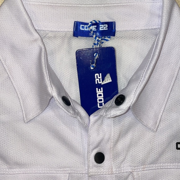 Code 22 short sleeve button up shirt. - Picture 3 of 5